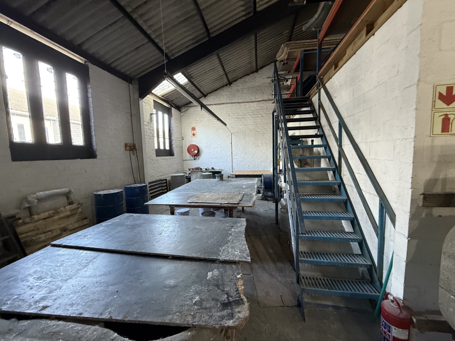 To Let commercial Property for Rent in Triangle Farm Western Cape